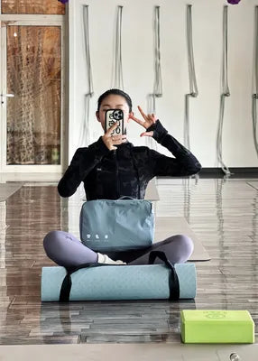 Yoga Queen with Tohugs TefloShield Antibacterial Storage Bag